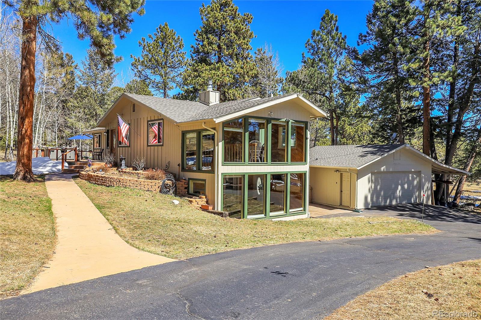 7834  Native Dancer Trail, evergreen MLS: 3430996 Beds: 3 Baths: 3 Price: $850,000