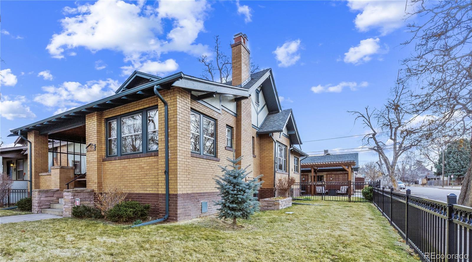 2190 S Emerson Street, denver MLS: 2859126 Beds: 5 Baths: 3 Price: $1,275,000