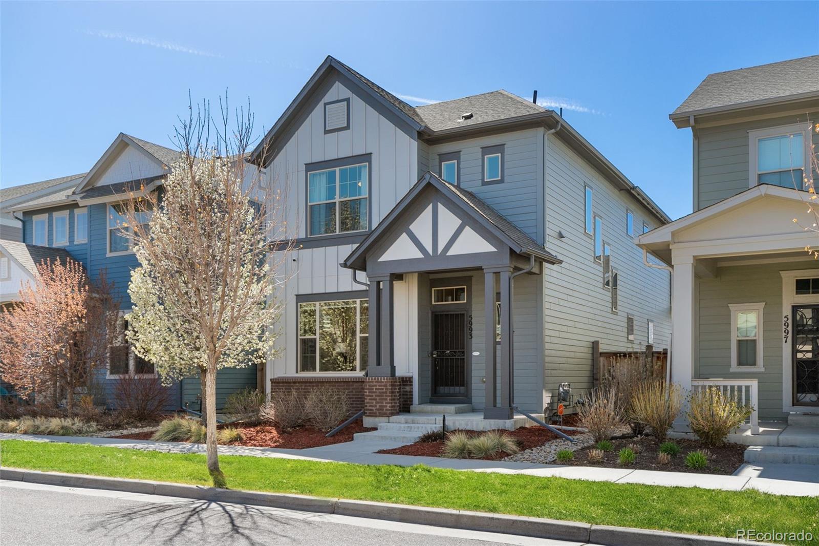 5993  Boston Street, denver MLS: 8559778 Beds: 4 Baths: 4 Price: $827,500