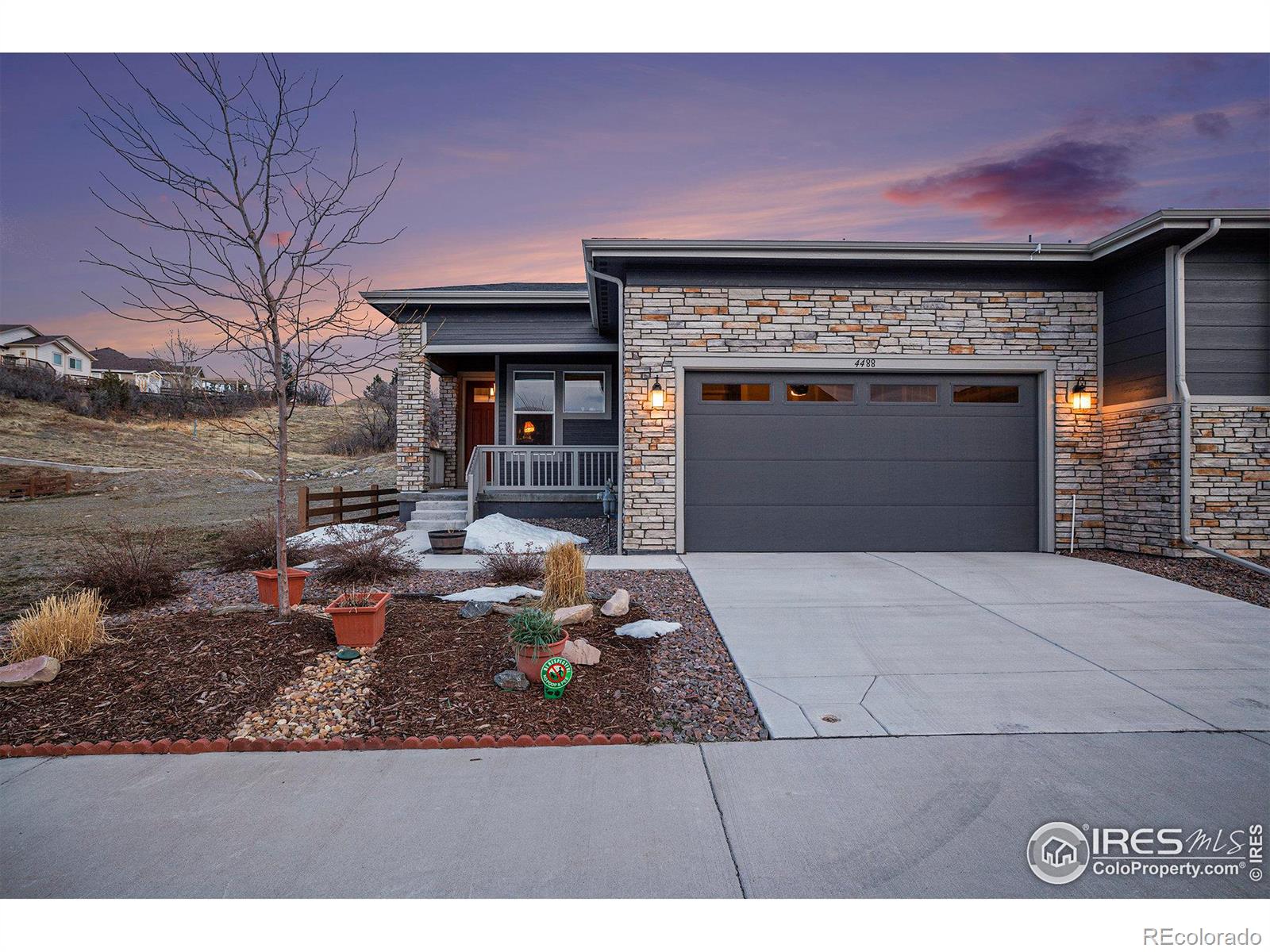 4488  hidden gulch road, castle rock sold home. Closed on 2024-05-03 for $545,000.