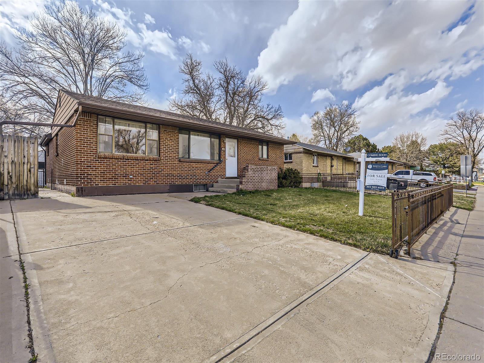 6661  oneida street, commerce city sold home. Closed on 2024-05-06 for $445,000.