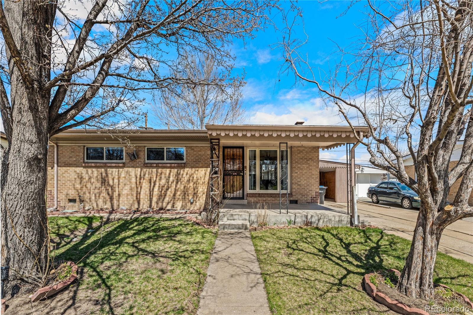 9807 W 57th Place, arvada MLS: 2505067 Beds: 3 Baths: 1 Price: $445,000