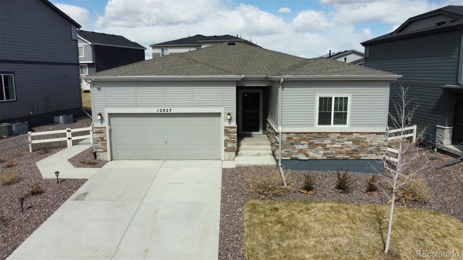 12827  Red Rosa Circle, parker MLS: 3017754 Beds: 3 Baths: 2 Price: $685,000