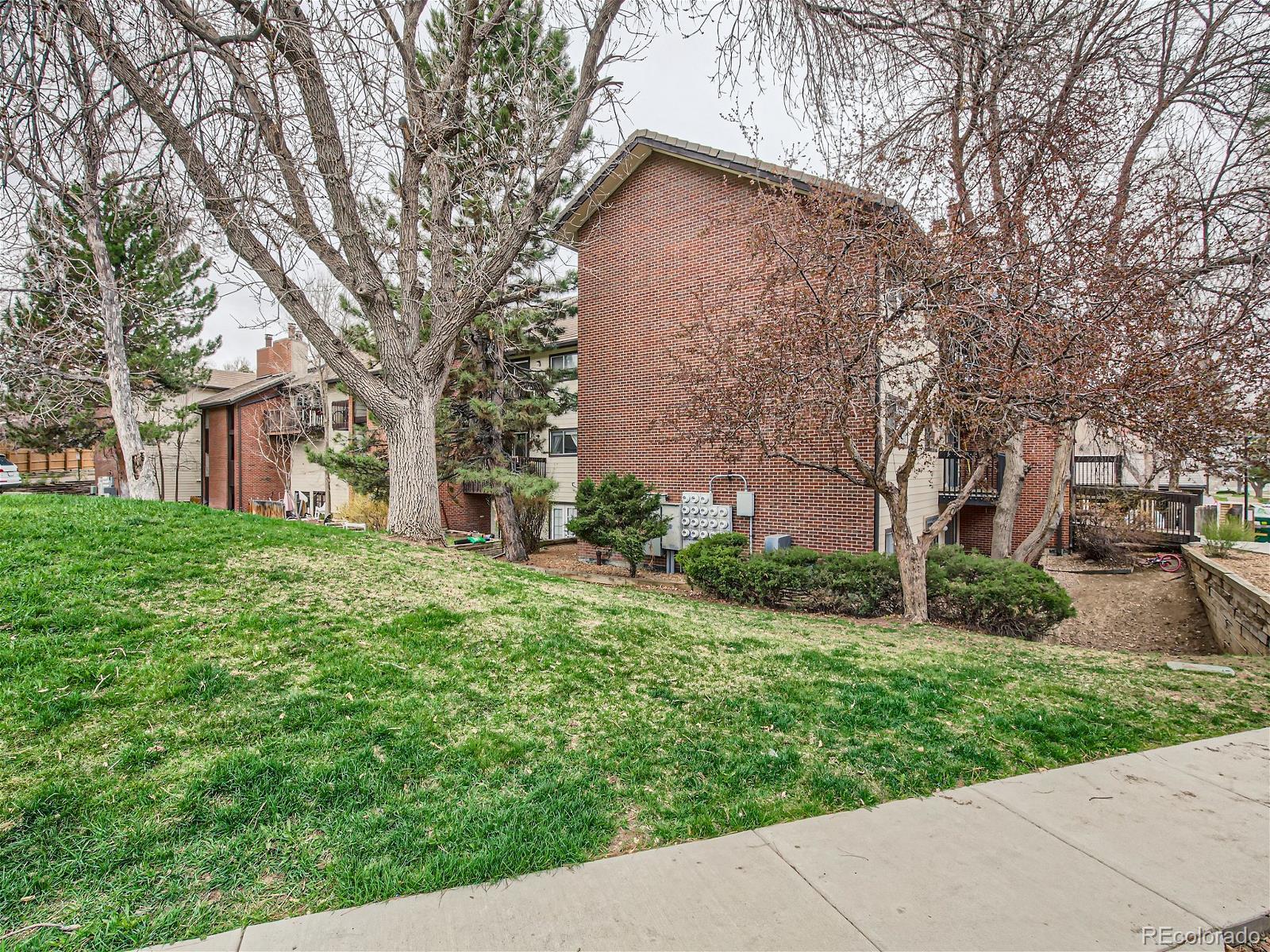 14806 E 2nd Avenue 200G, Aurora  MLS: 2238365 Beds: 2 Baths: 2 Price: $249,000