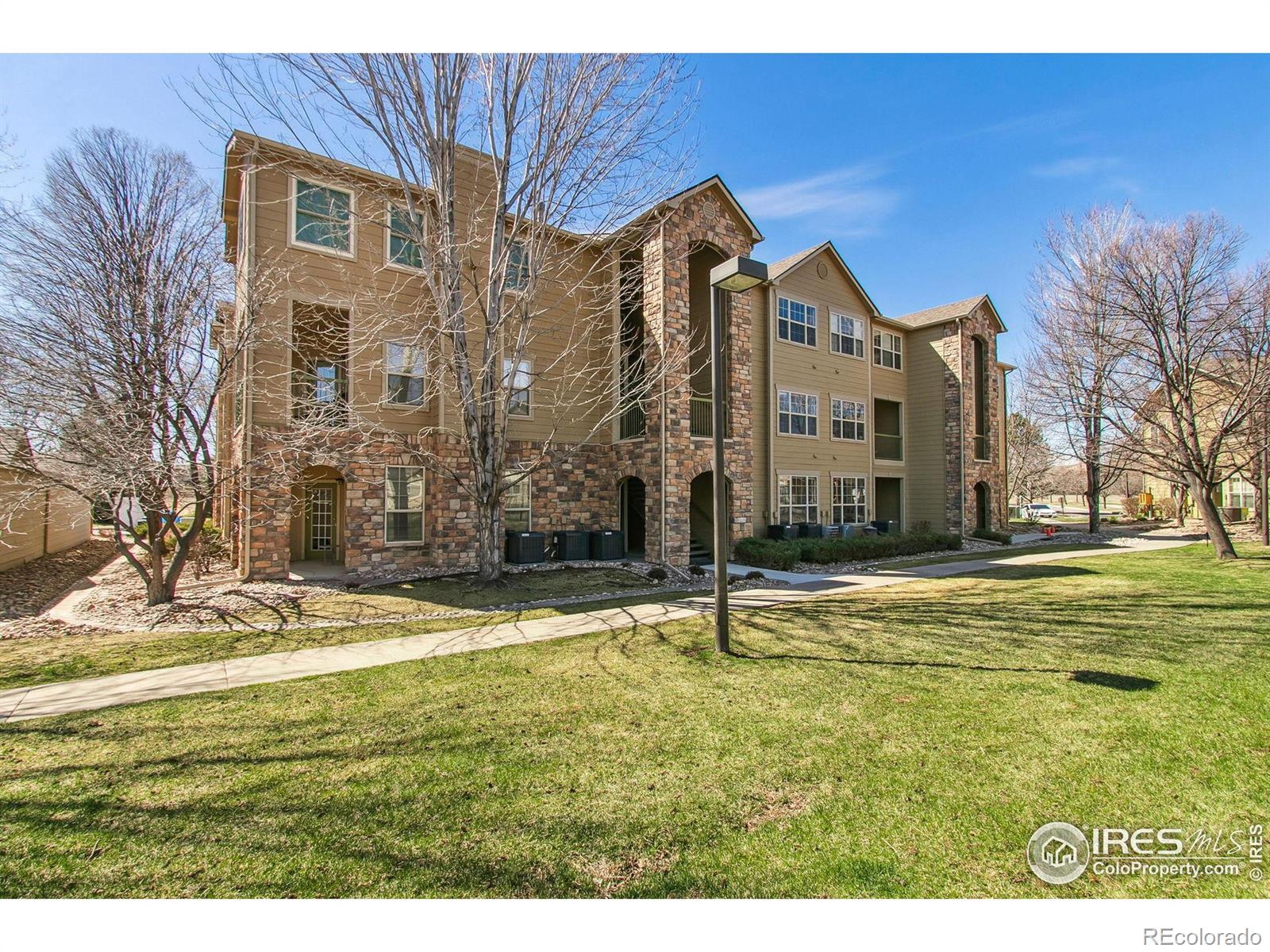 5620  fossil creek parkway, Fort Collins sold home. Closed on 2024-05-10 for $264,250.