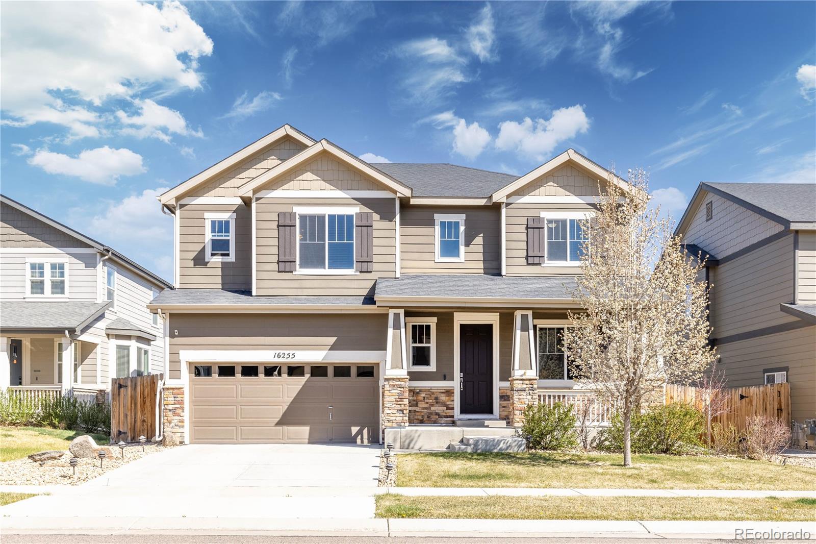 16255 E 101st Avenue, commerce city MLS: 2267820 Beds: 4 Baths: 3 Price: $549,000