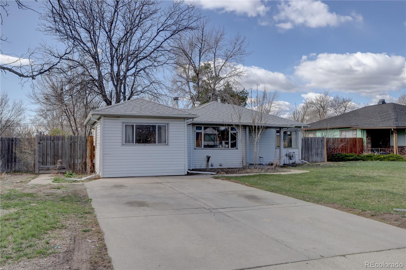 1930 w kentucky avenue, denver sold home. Closed on 2024-04-22 for $355,000.