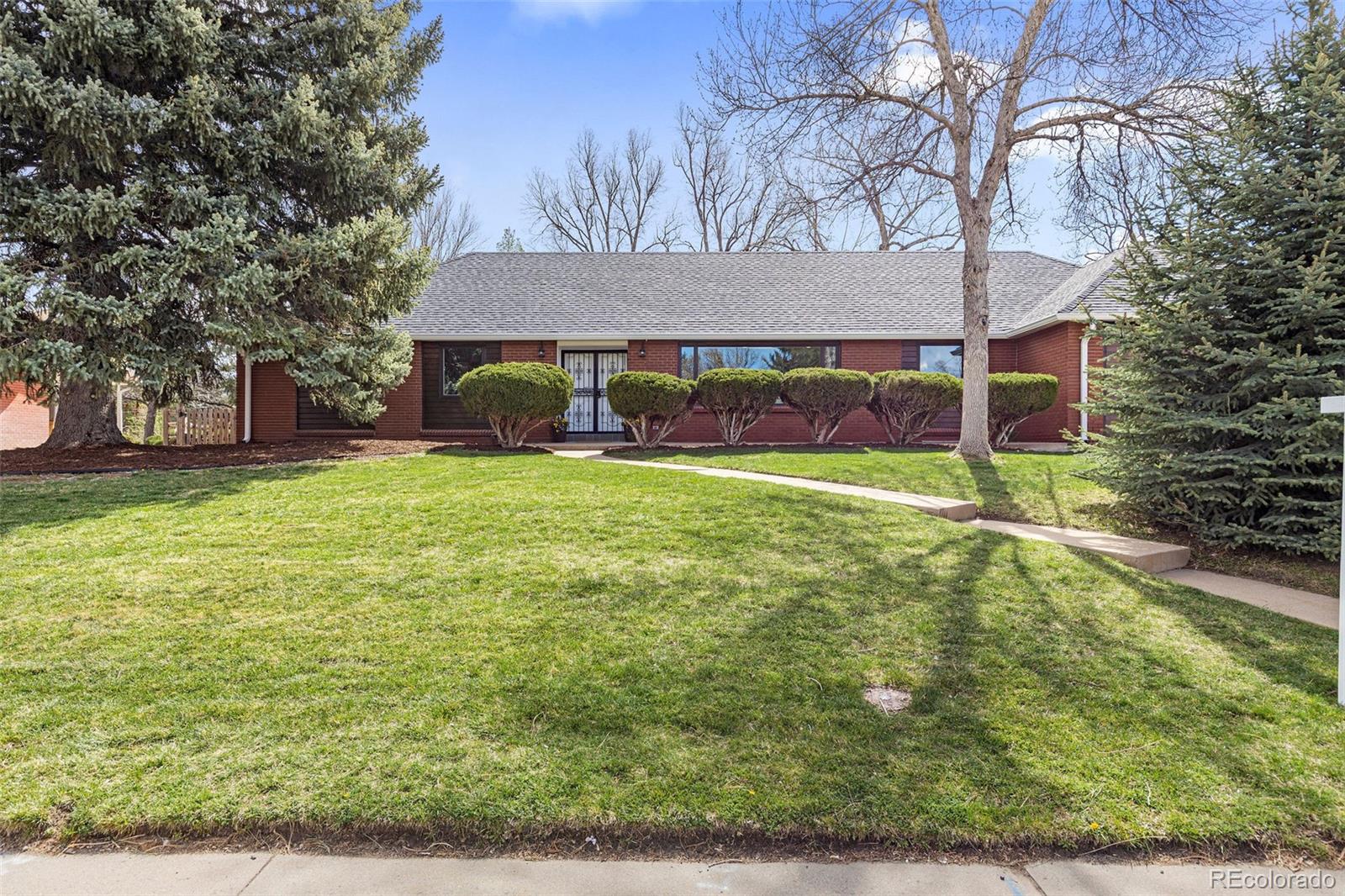 6990 s depew street, Littleton sold home. Closed on 2024-05-24 for $950,000.