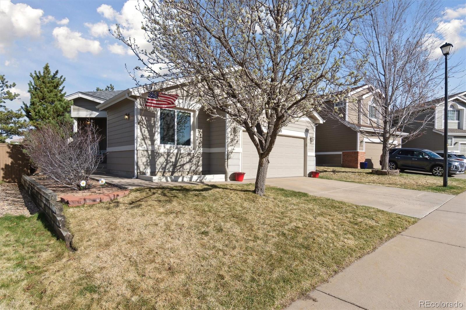 10155  cherryhurst lane, highlands ranch sold home. Closed on 2024-05-06 for $575,000.