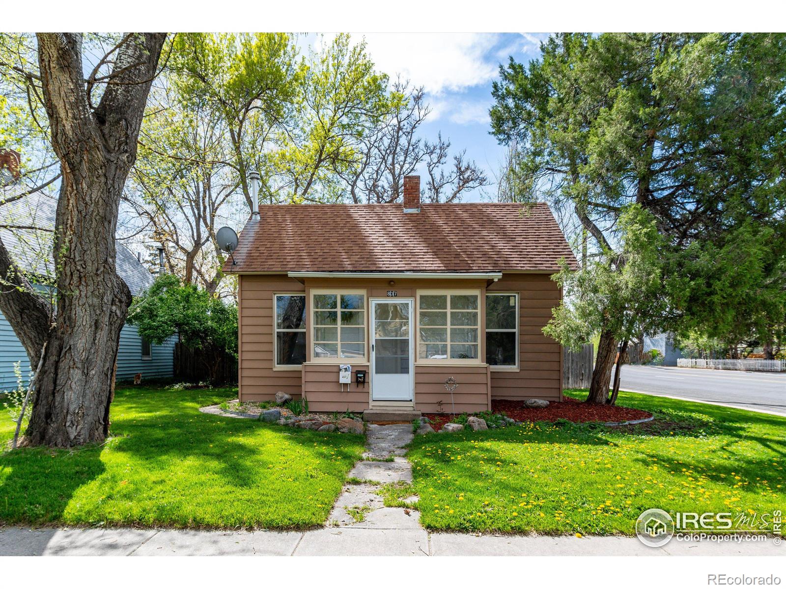 837  Emery Street, longmont MLS: 4567891006839 Beds: 3 Baths: 1 Price: $509,000