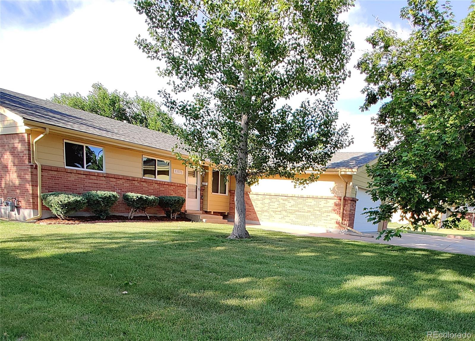 13371 e dakota avenue, aurora sold home. Closed on 2024-10-04 for $525,000.