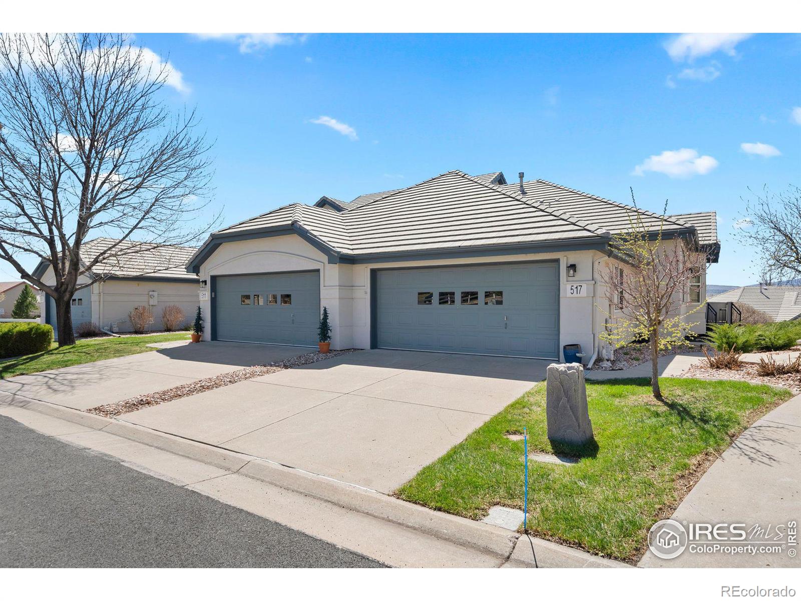 517  Clubhouse Drive, loveland MLS: 4567891006925 Beds: 2 Baths: 3 Price: $565,000