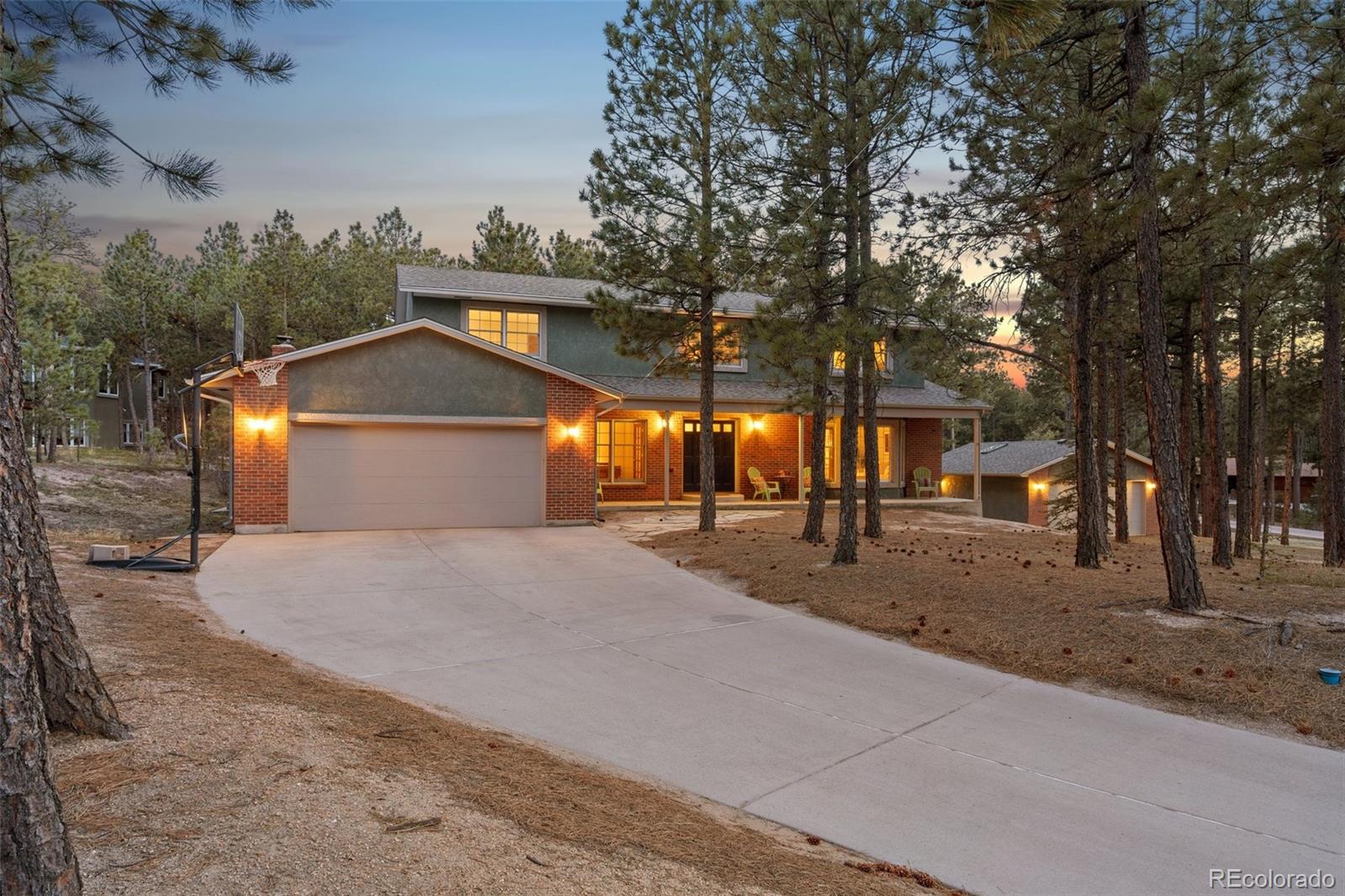 17725  smugglers road, monument sold home. Closed on 2024-05-15 for $789,000.