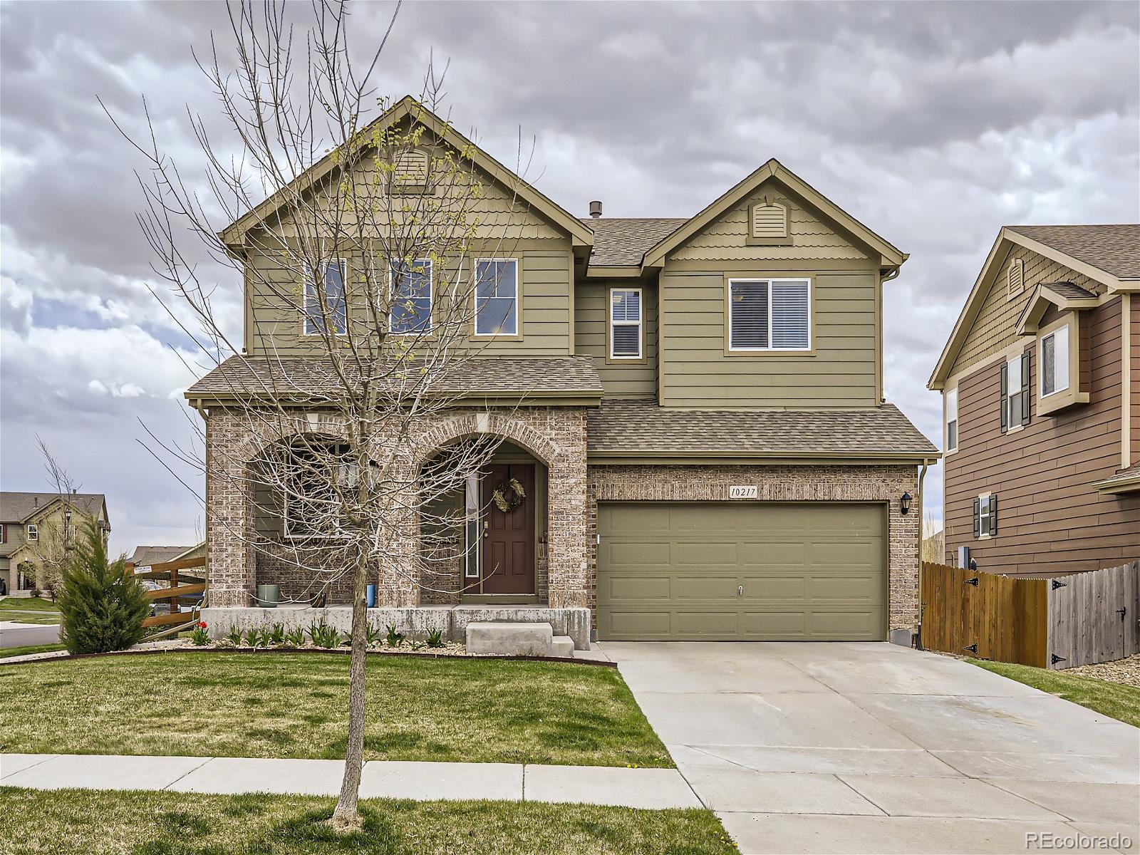 10217  Olathe Way, commerce city MLS: 2595814 Beds: 3 Baths: 3 Price: $530,000