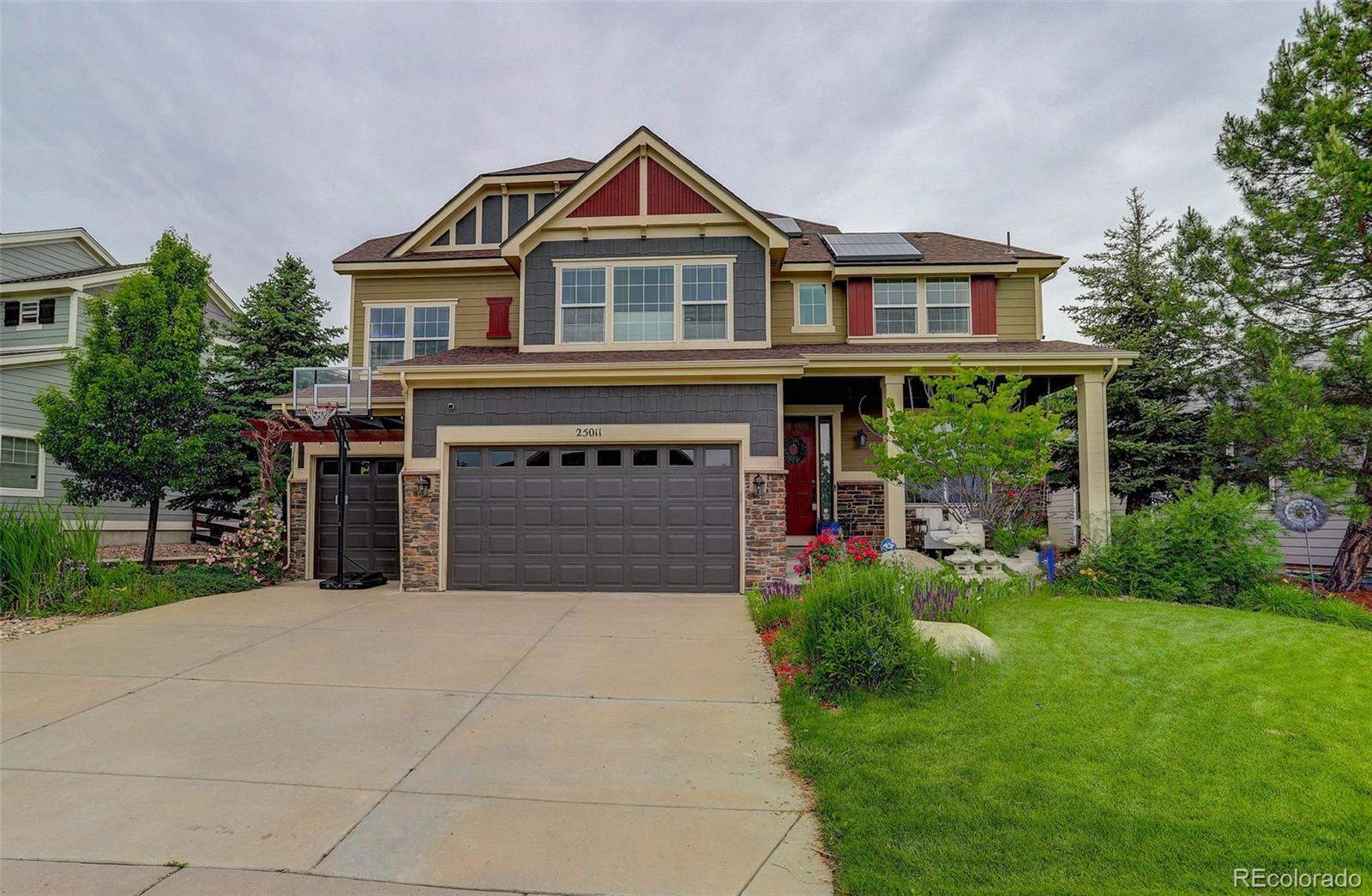 25011 E Ottawa Drive, aurora MLS: 9317588 Beds: 5 Baths: 4 Price: $750,000