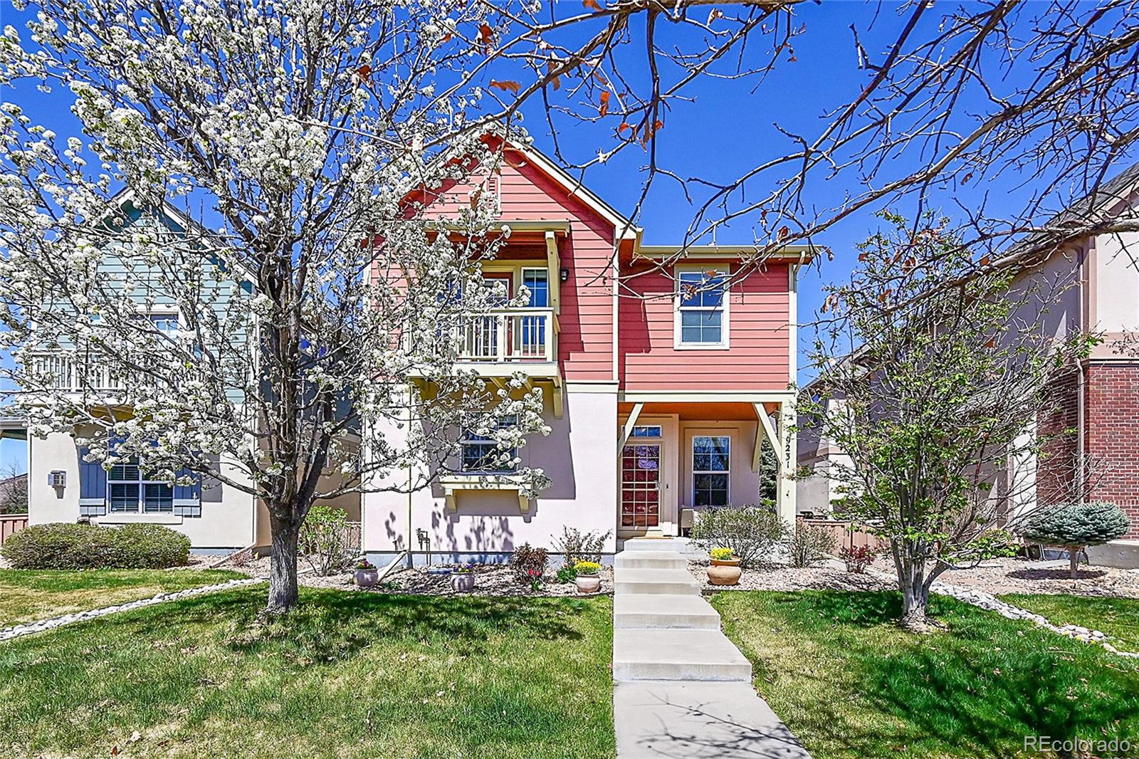 9231 E 5th Avenue, denver MLS: 9339144 Beds: 3 Baths: 4 Price: $795,000