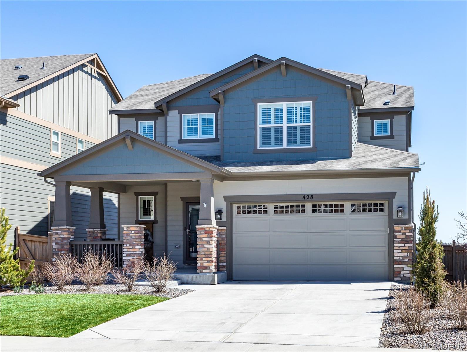 428  hyde park circle, castle pines sold home. Closed on 2024-05-17 for $700,000.