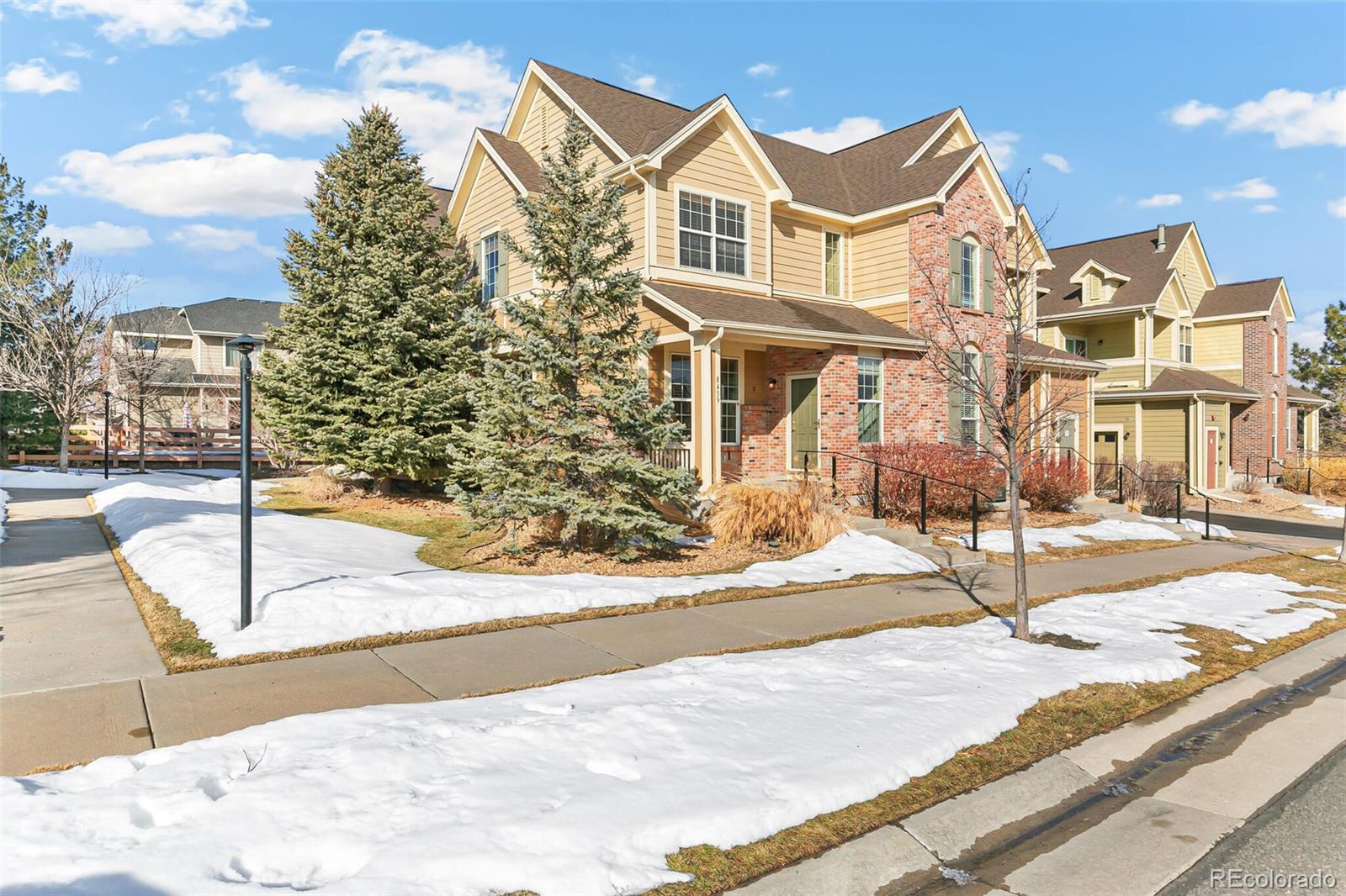 8439  Flora Street B, Arvada  MLS: 2901245 Beds: 2 Baths: 3 Price: $525,000