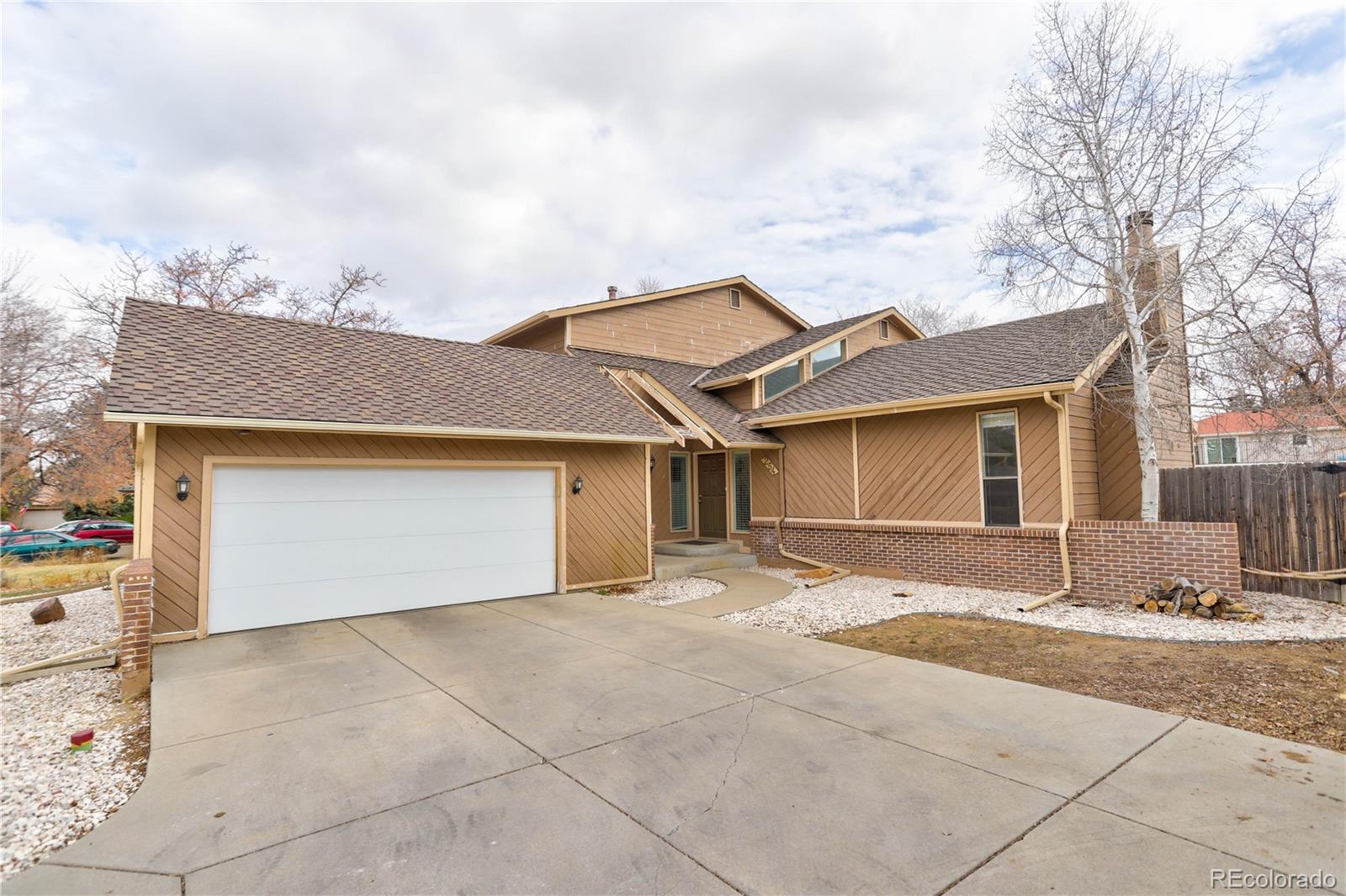 254 S Troy Circle, aurora MLS: 1794848 Beds: 3 Baths: 3 Price: $629,000