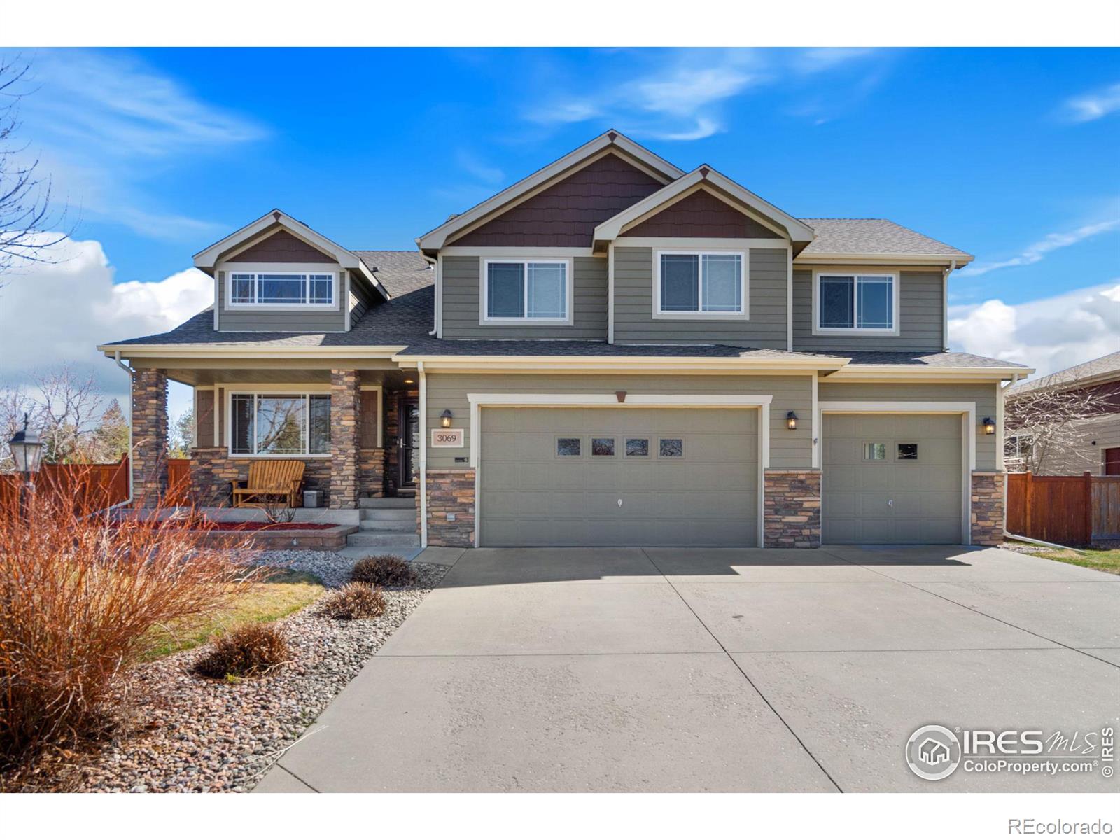 3069  Headwater Drive, fort collins MLS: 4567891007294 Beds: 4 Baths: 3 Price: $800,000