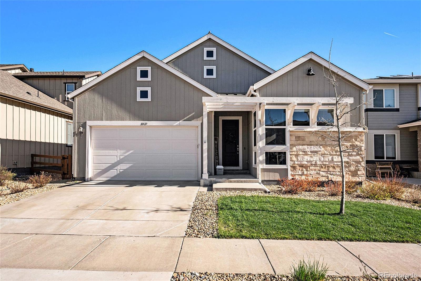 18829 W 92nd Drive, arvada MLS: 6643254 Beds: 3 Baths: 3 Price: $800,000