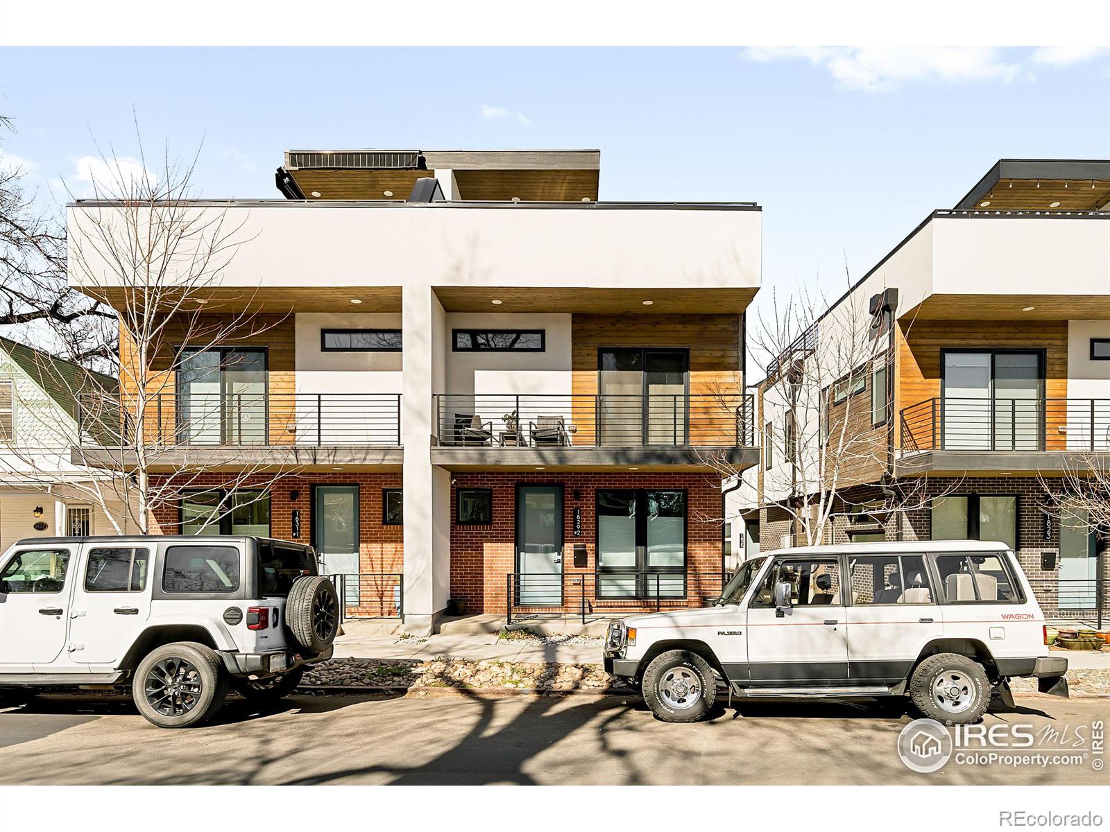 1829 s pearl street, denver sold home. Closed on 2024-06-03 for $1,195,000.