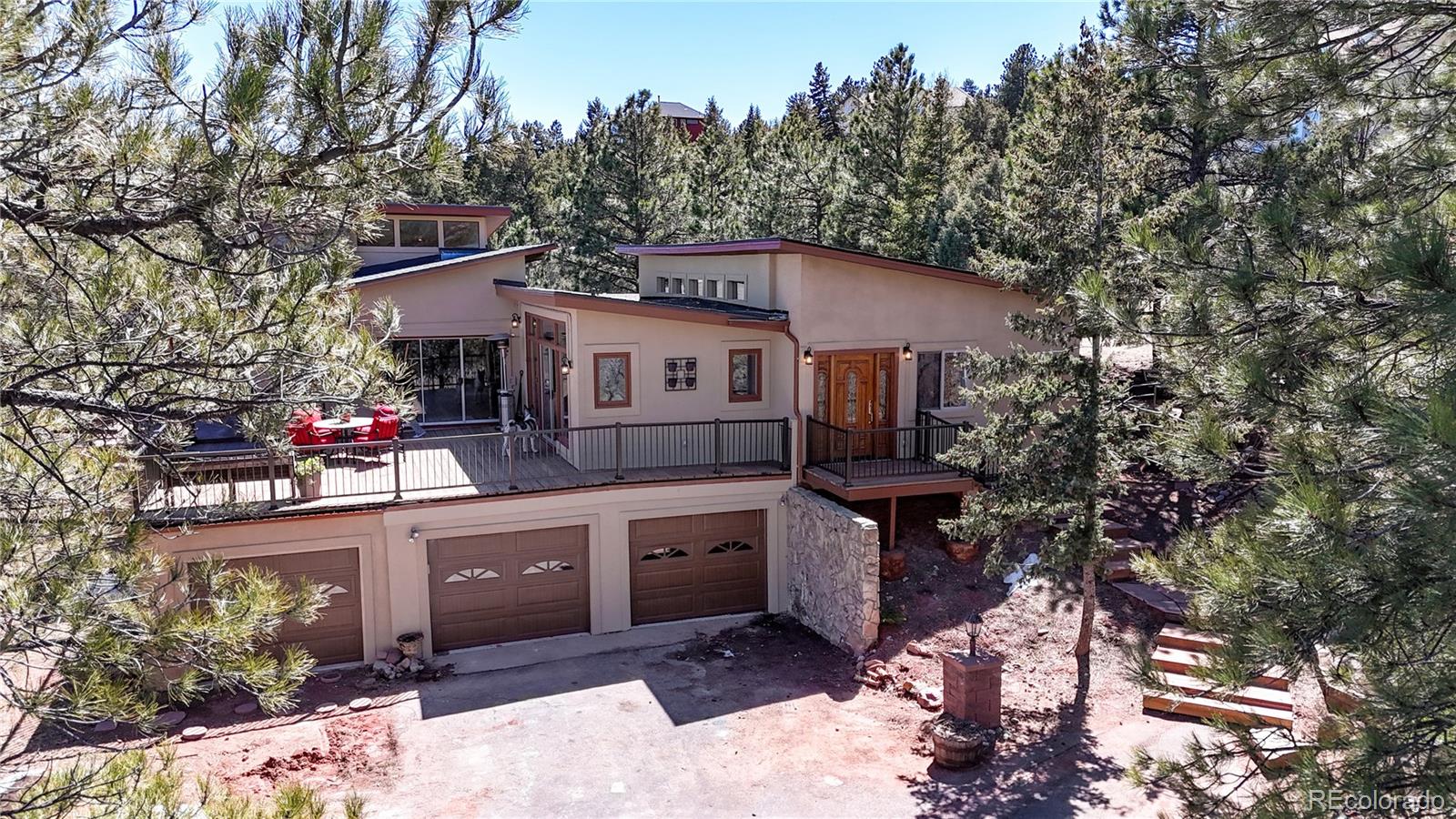 6328 S Pike Drive, larkspur MLS: 9778760 Beds: 4 Baths: 4 Price: $900,000