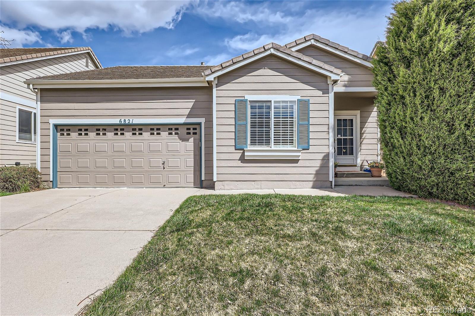 6821 W Remington Place, littleton MLS: 3625330 Beds: 2 Baths: 2 Price: $525,000