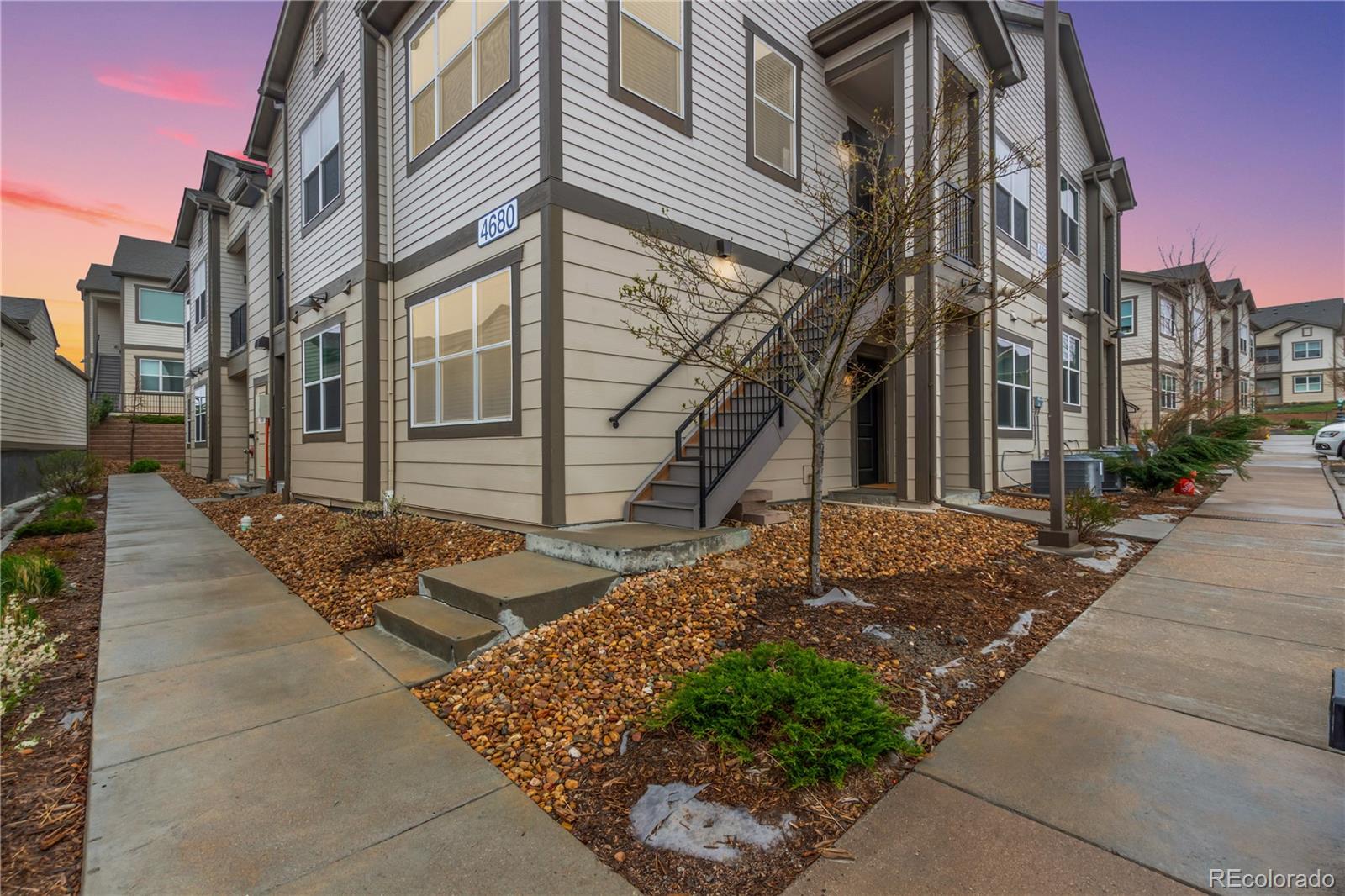 4680  Copeland Loop 104, Highlands Ranch  MLS: 9849179 Beds: 2 Baths: 2 Price: $400,000