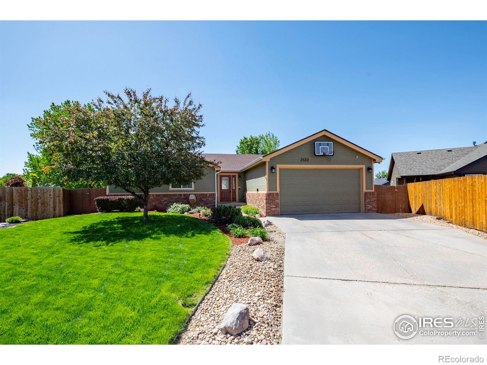 3132  52nd Avenue, greeley MLS: 4567891007406 Beds: 5 Baths: 3 Price: $475,000