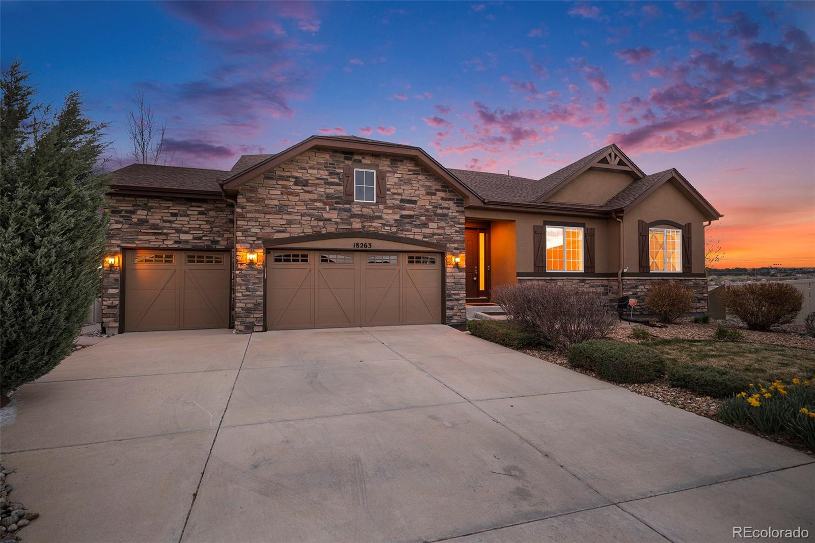 18263  Keswick Court, parker MLS: 9380916 Beds: 4 Baths: 3 Price: $850,000