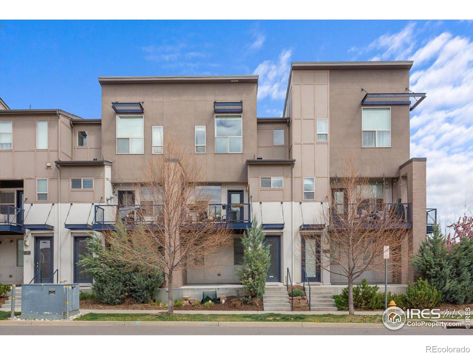 3022  Fulton Street, denver MLS: 4567891007515 Beds: 2 Baths: 3 Price: $555,000