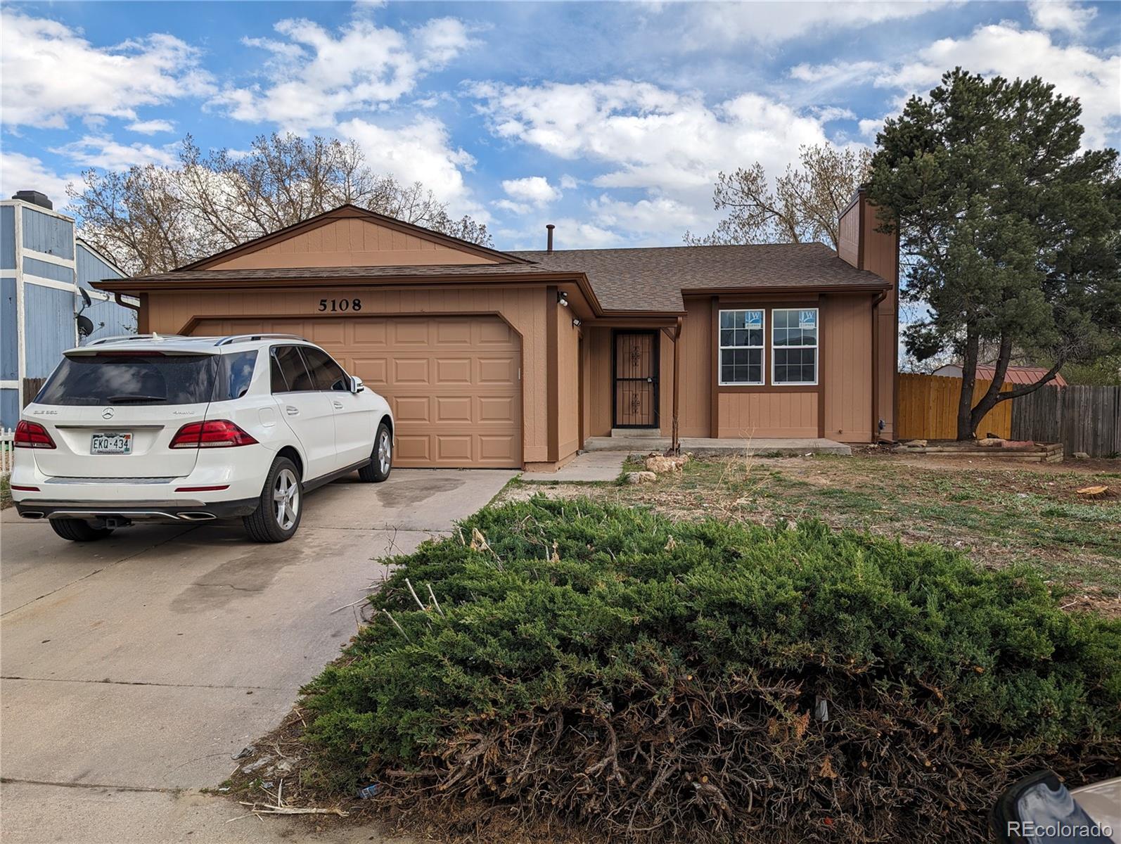 5108  Columbus Way, denver MLS: 1737249 Beds: 3 Baths: 2 Price: $469,900