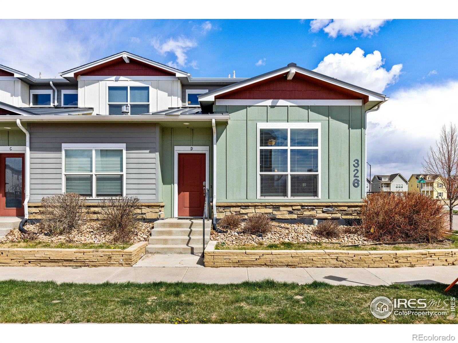 326  Osiander Street, fort collins MLS: 4567891007556 Beds: 3 Baths: 3 Price: $569,000