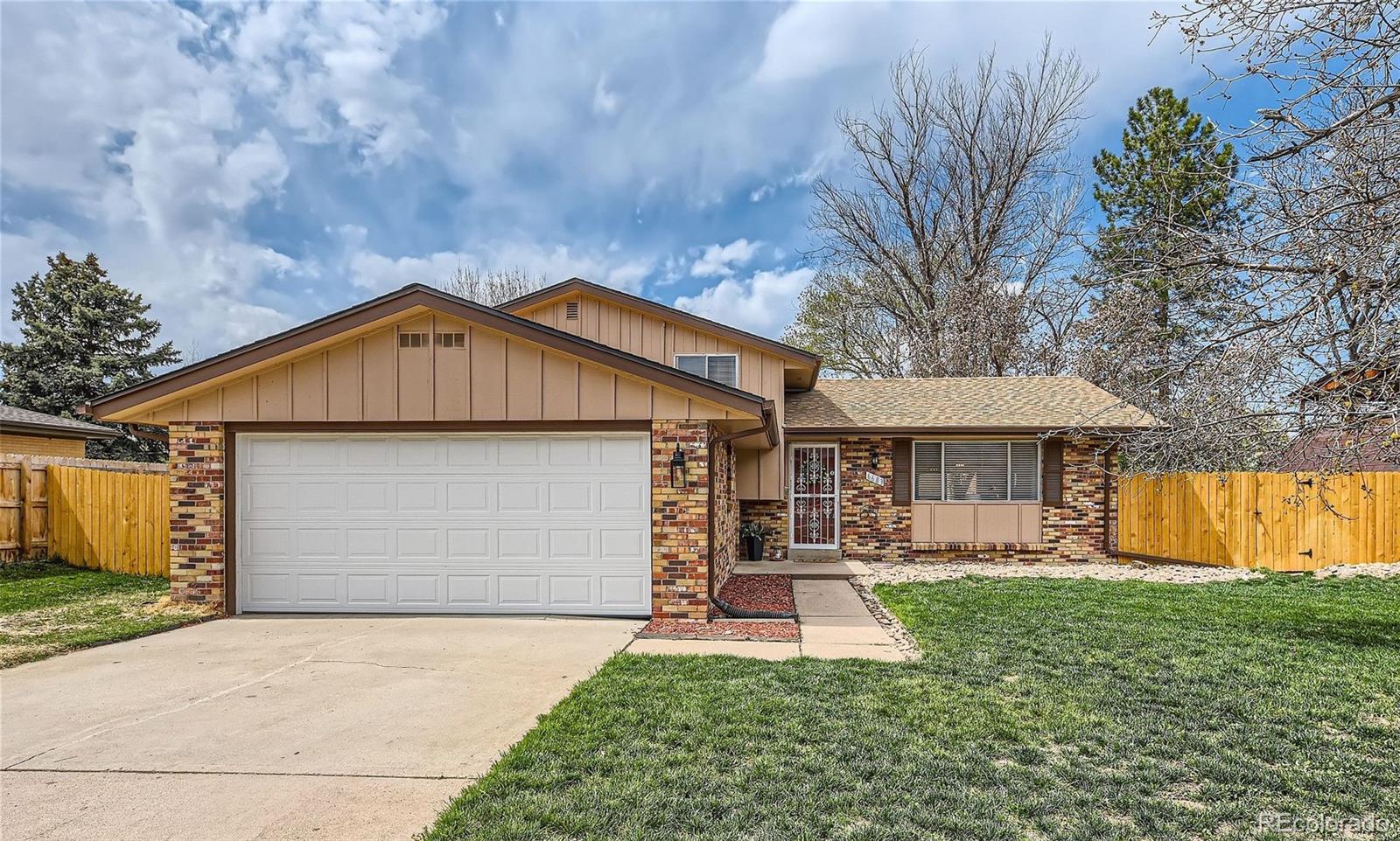 6683 S Buffalo Drive, littleton MLS: 6999550 Beds: 4 Baths: 2 Price: $599,000