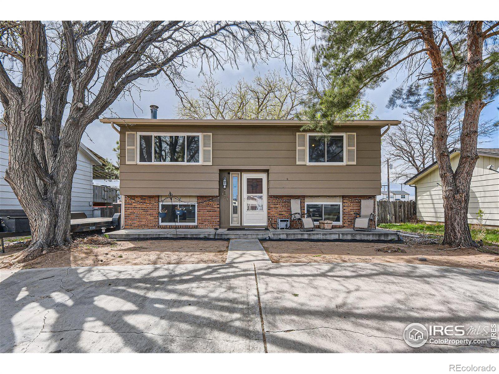 121  4th street, Kersey sold home. Closed on 2024-06-20 for $370,000.