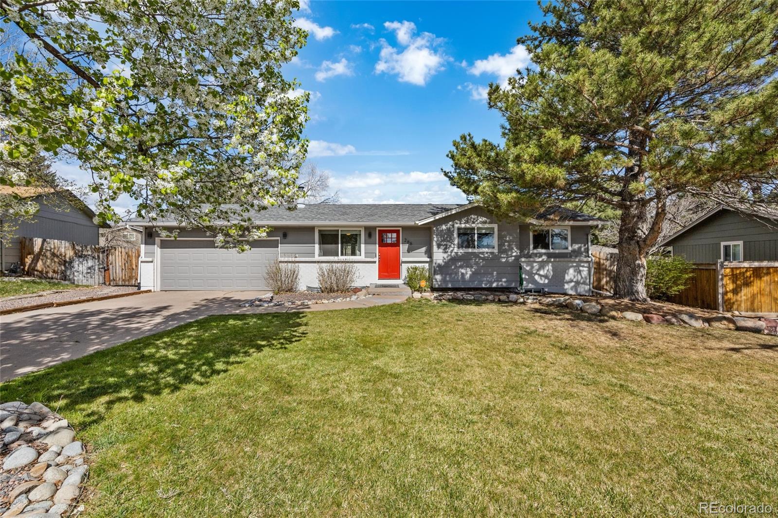 266  Dianna Drive, lone tree MLS: 6620244 Beds: 5 Baths: 2 Price: $599,000