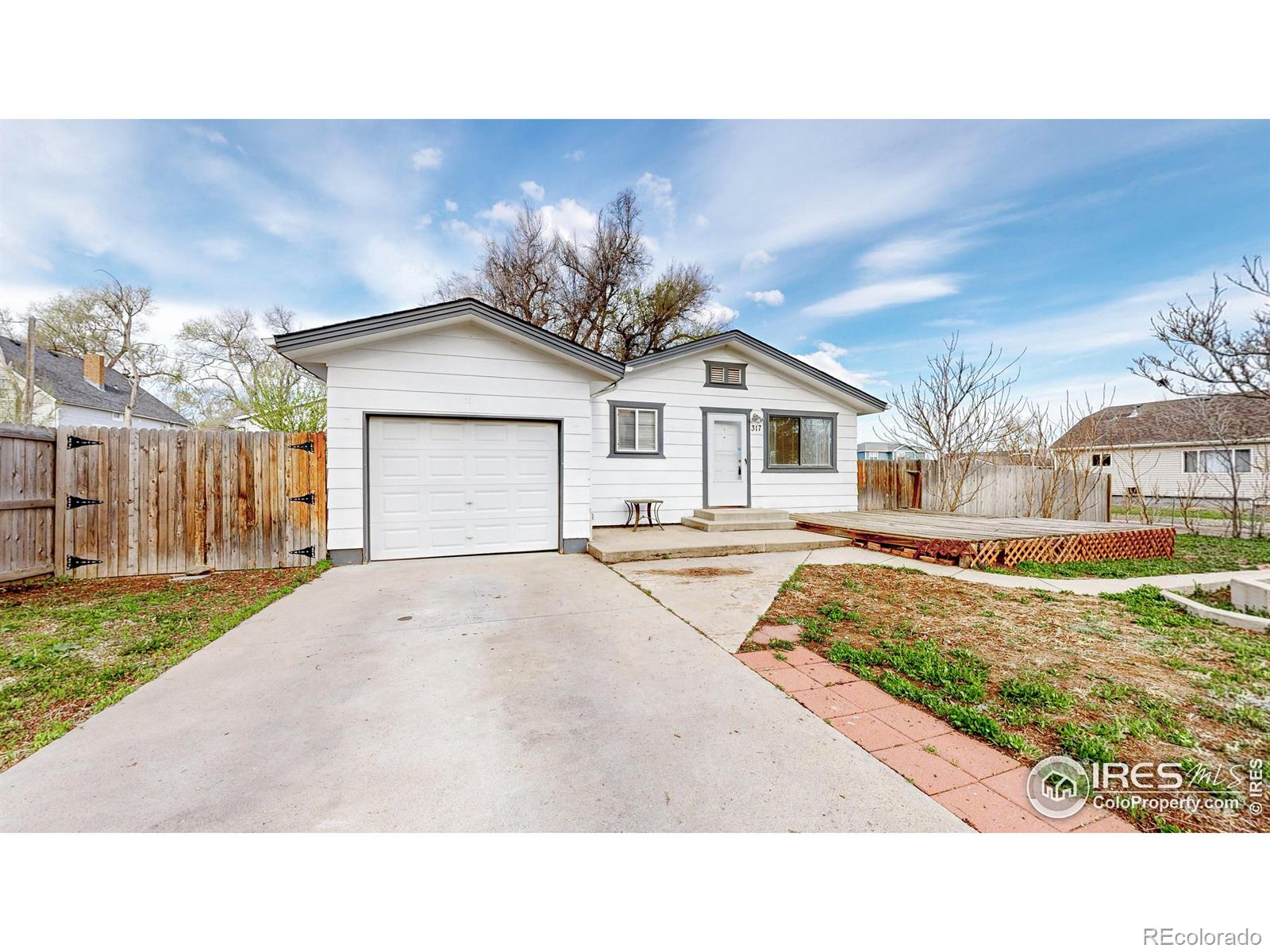 317  10th Avenue, greeley MLS: 4567891007750 Beds: 3 Baths: 1 Price: $315,000