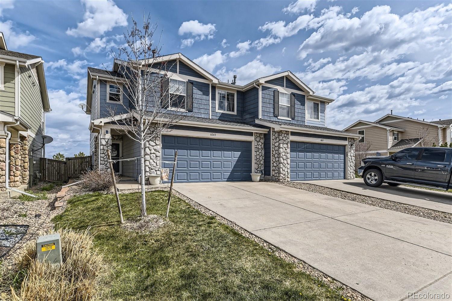 6043  Wescroft Avenue, castle rock MLS: 6228258 Beds: 3 Baths: 3 Price: $465,000