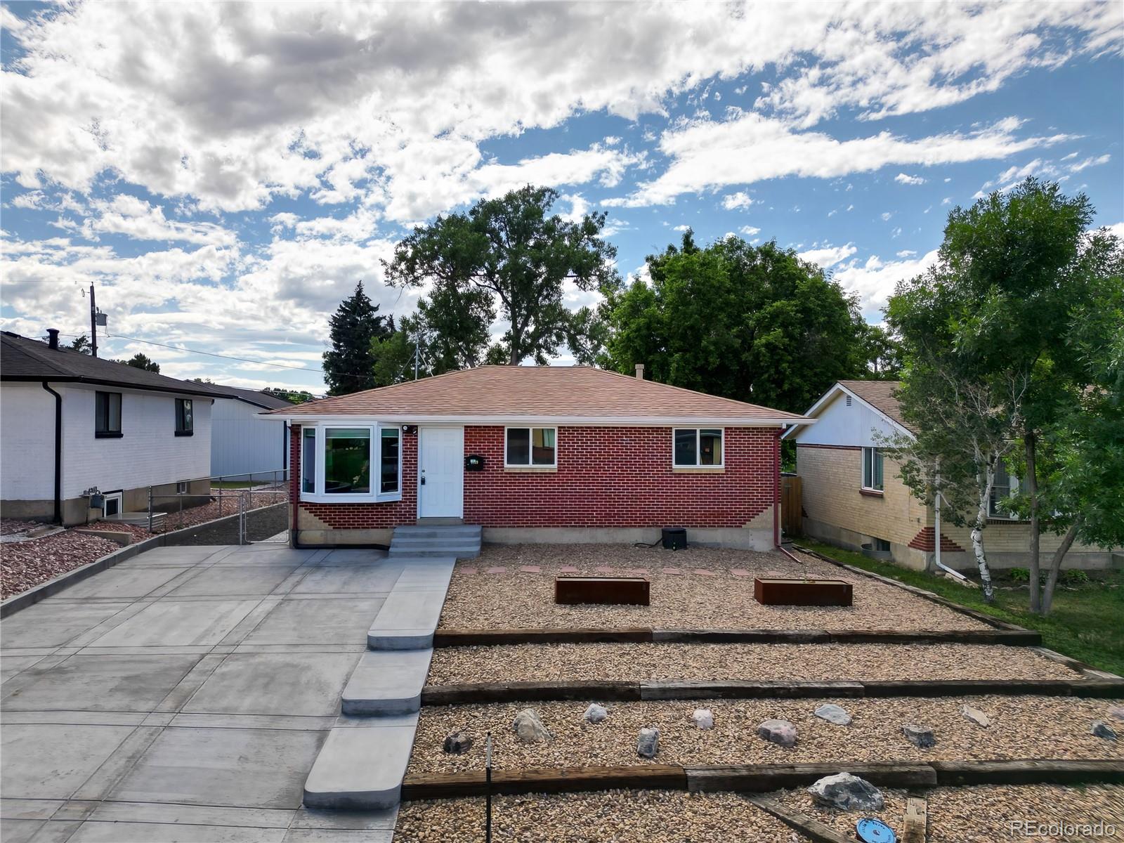 1709 s bryant street, Denver sold home. Closed on 2024-07-12 for $556,000.