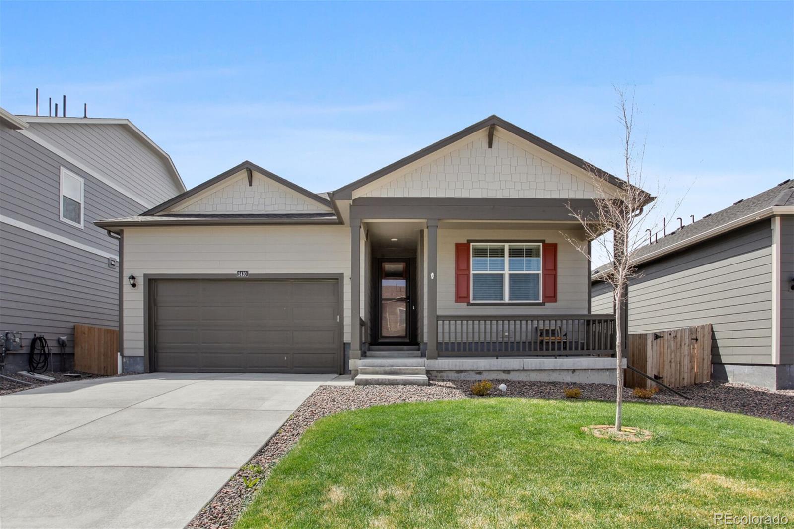 2410  Monte Vista Street, fort lupton MLS: 3285236 Beds: 3 Baths: 2 Price: $469,500