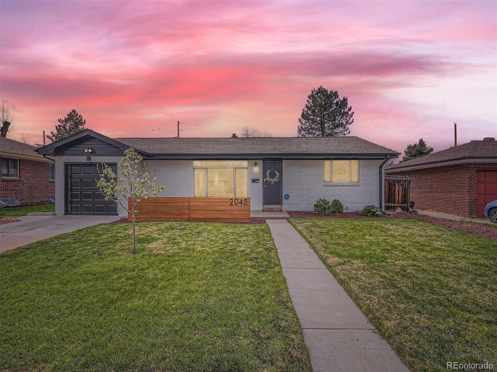 2045 S Perry Way, denver MLS: 2255730 Beds: 4 Baths: 3 Price: $625,000