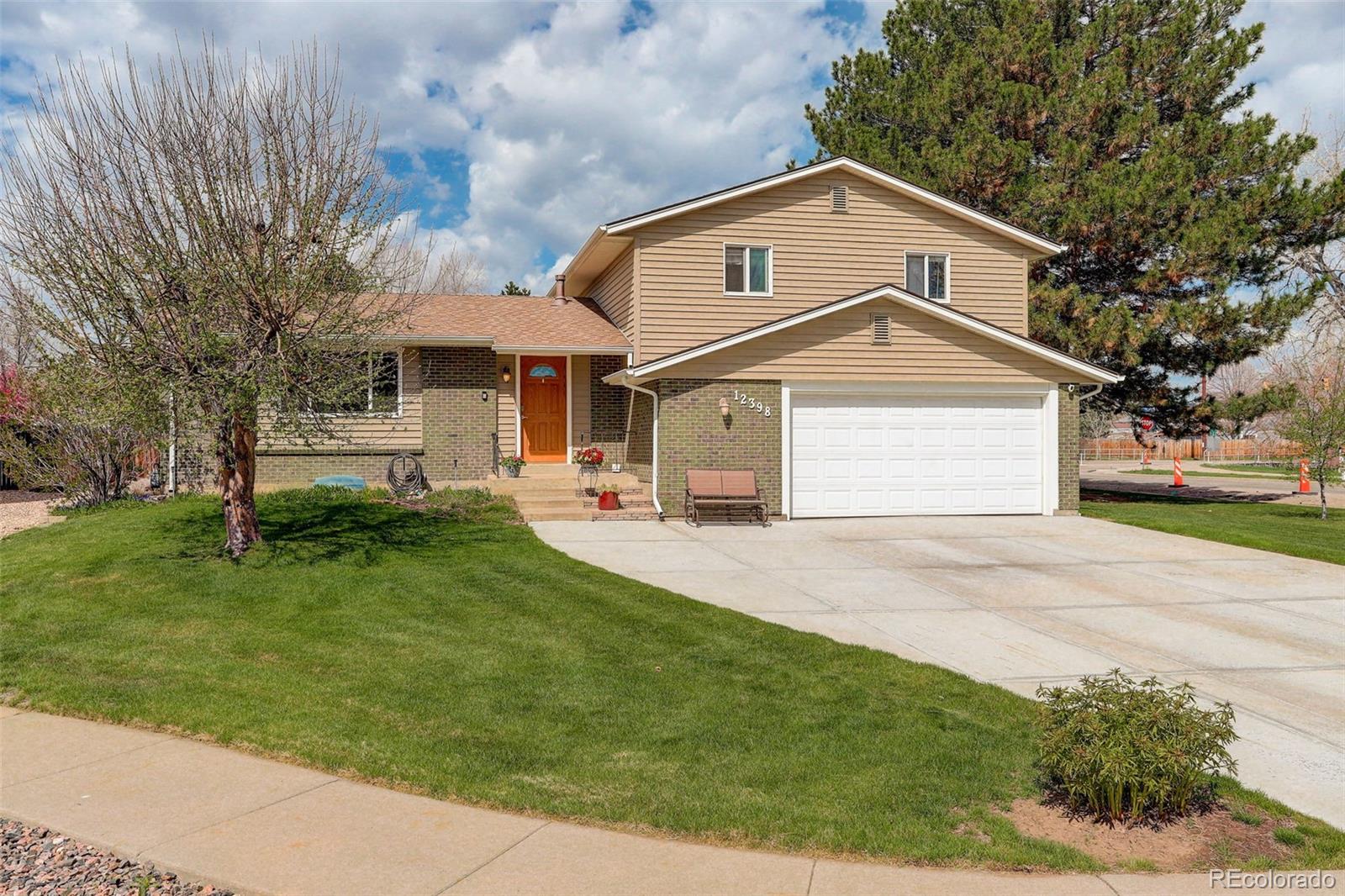 12398 W 70th Avenue, arvada MLS: 2760183 Beds: 5 Baths: 4 Price: $600,000