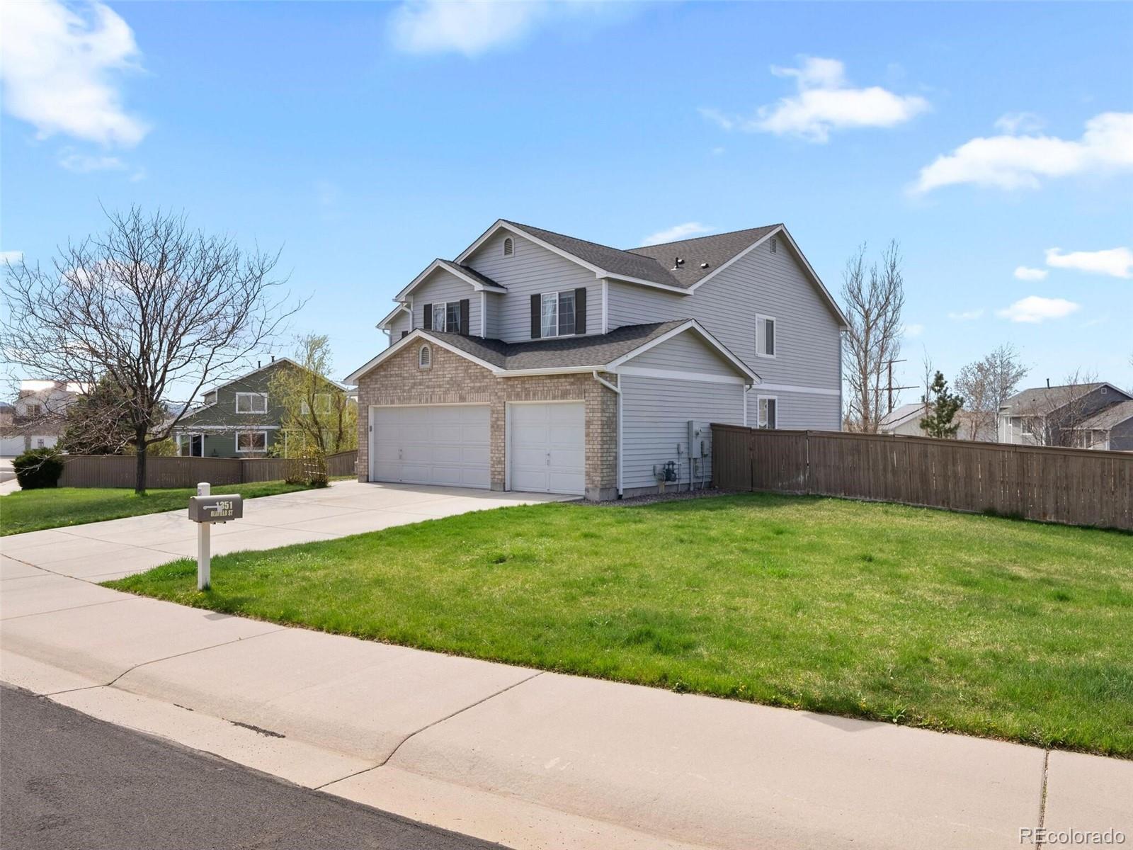 1351  Oldfield Street, castle rock MLS: 8269154 Beds: 7 Baths: 4 Price: $700,000