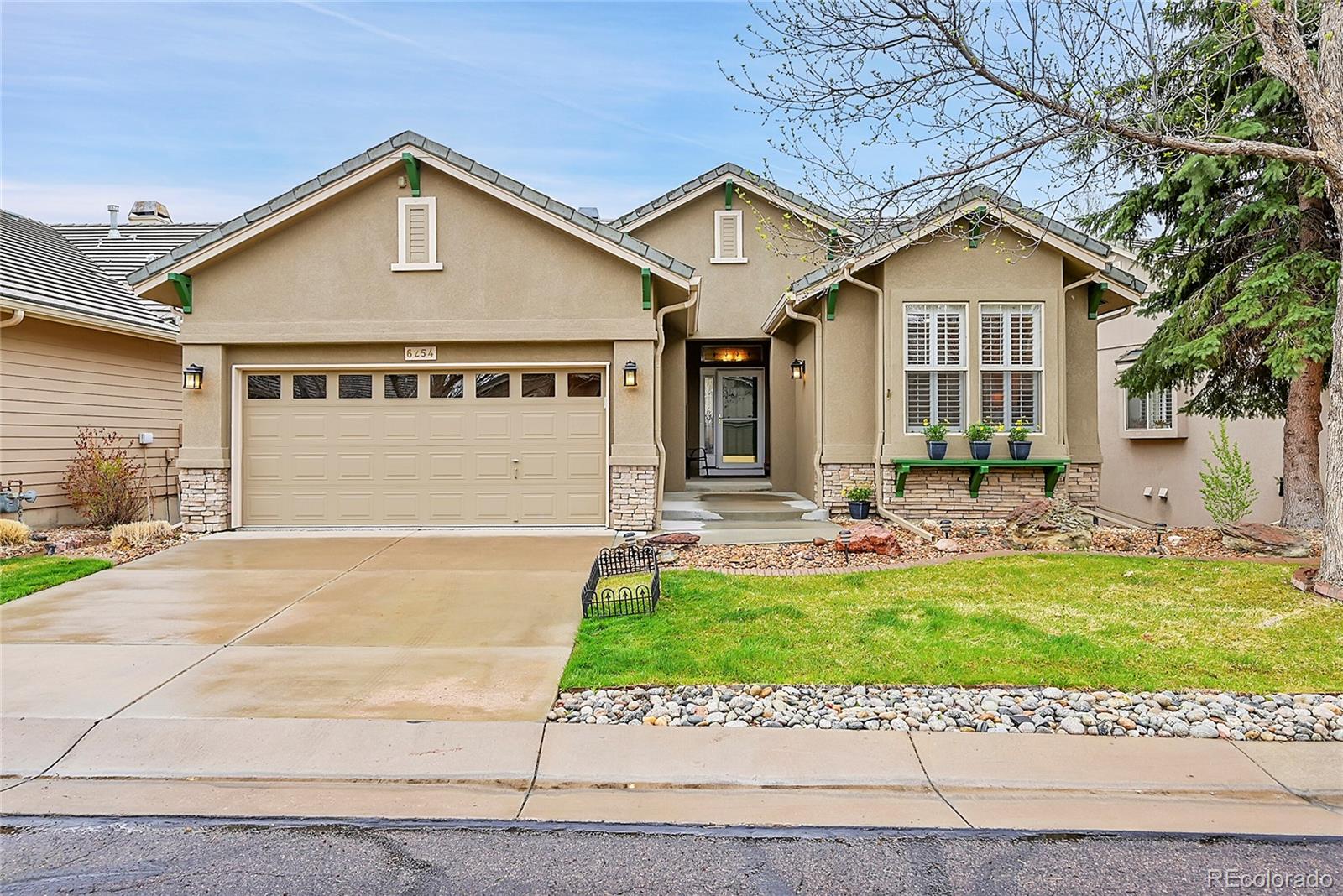 6254 S Blackhawk Court, centennial MLS: 5405277 Beds: 3 Baths: 3 Price: $950,000