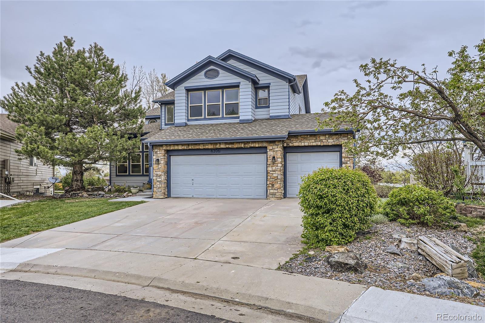 6306  Holman Street, arvada MLS: 2436910 Beds: 4 Baths: 4 Price: $990,000