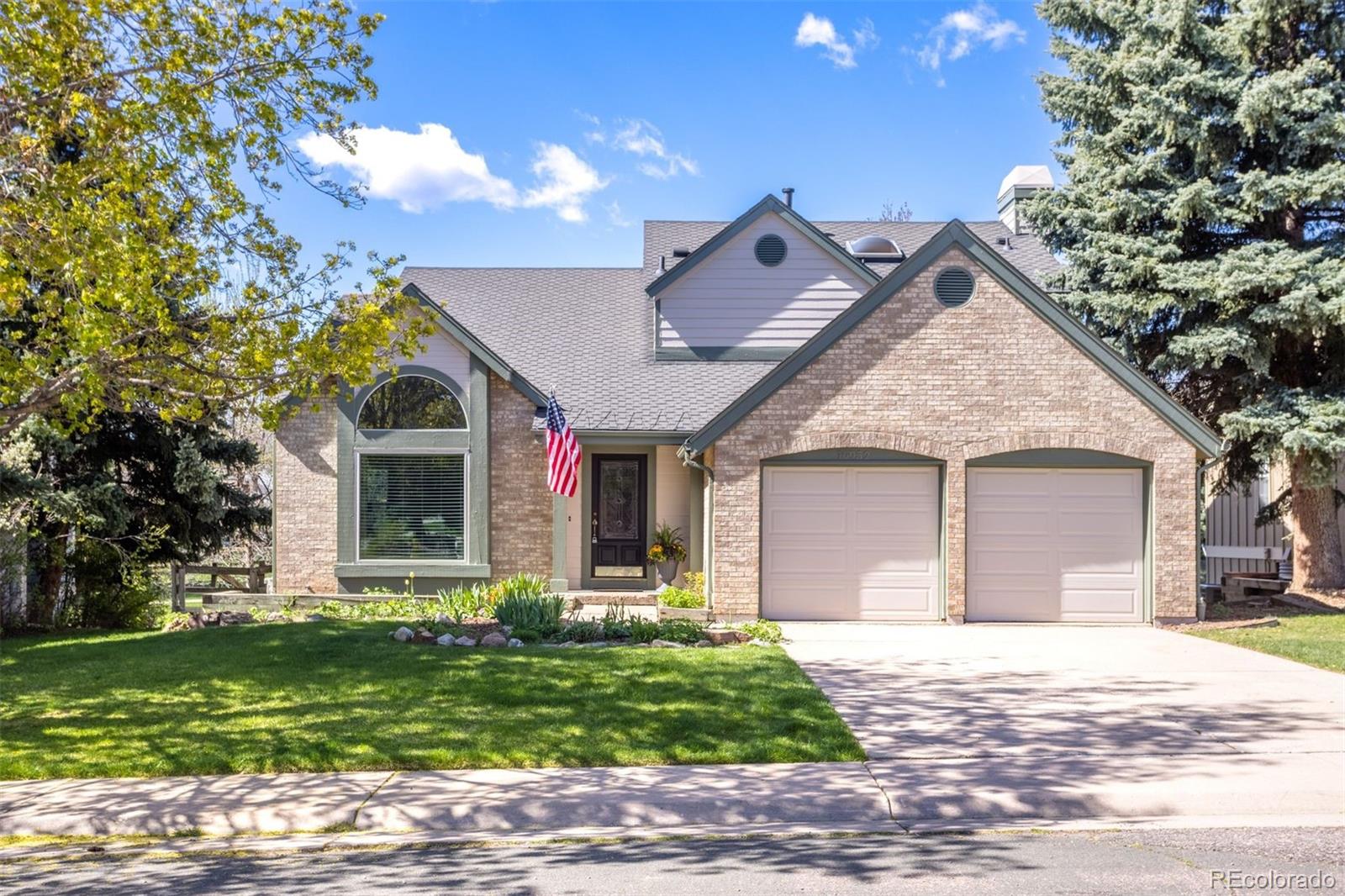 10952  Trailrider Pass, littleton MLS: 6653157 Beds: 3 Baths: 4 Price: $825,000