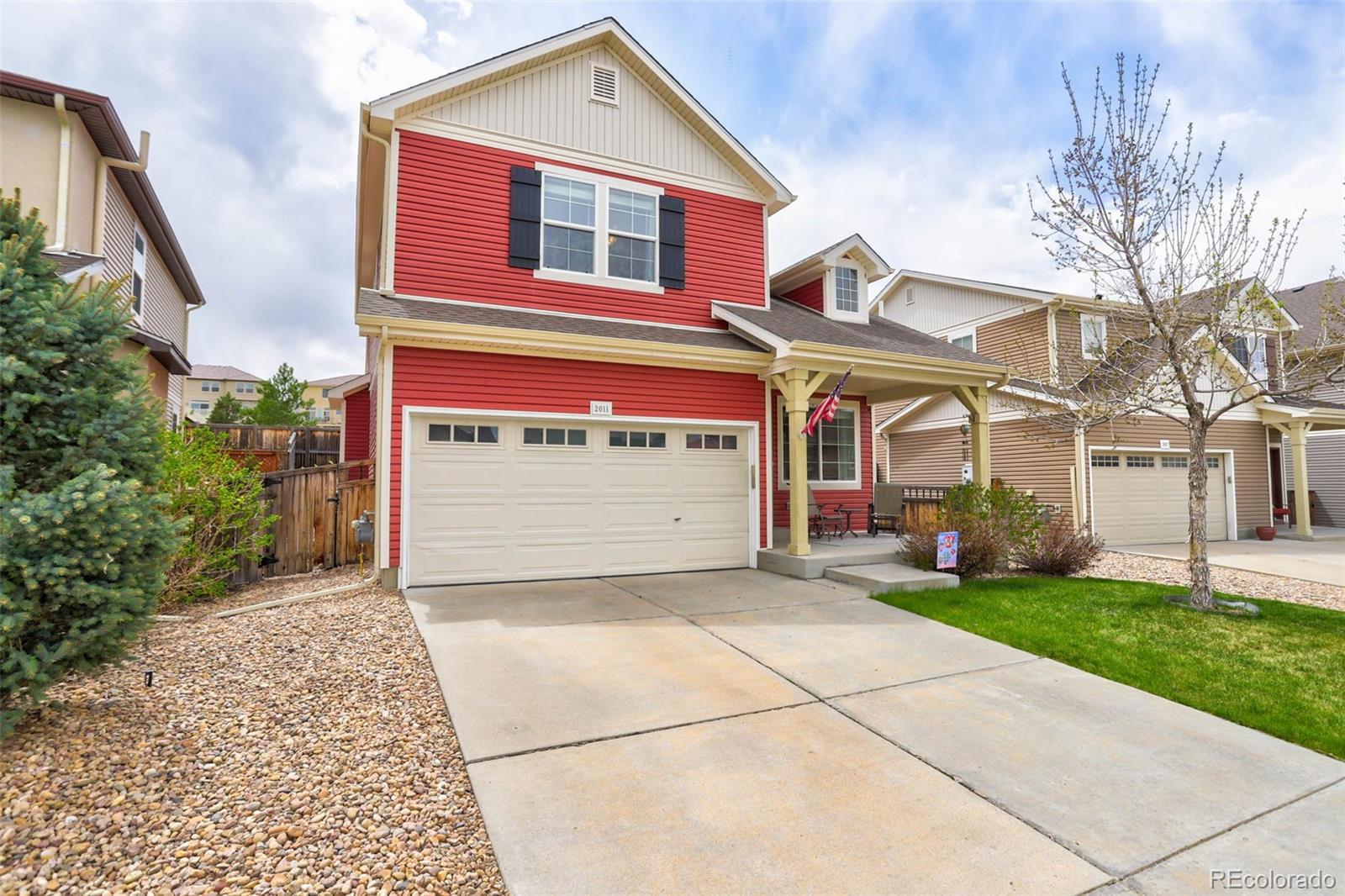 2011  Coach House Loop, castle rock MLS: 6117077 Beds: 3 Baths: 4 Price: $560,000