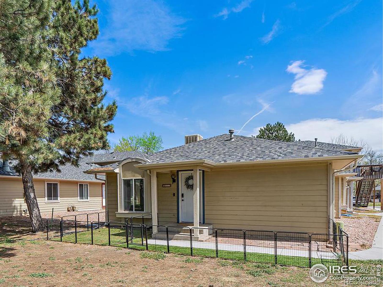 7865  York Street 1, Denver  MLS: 4567891007934 Beds: 2 Baths: 1 Price: $295,000