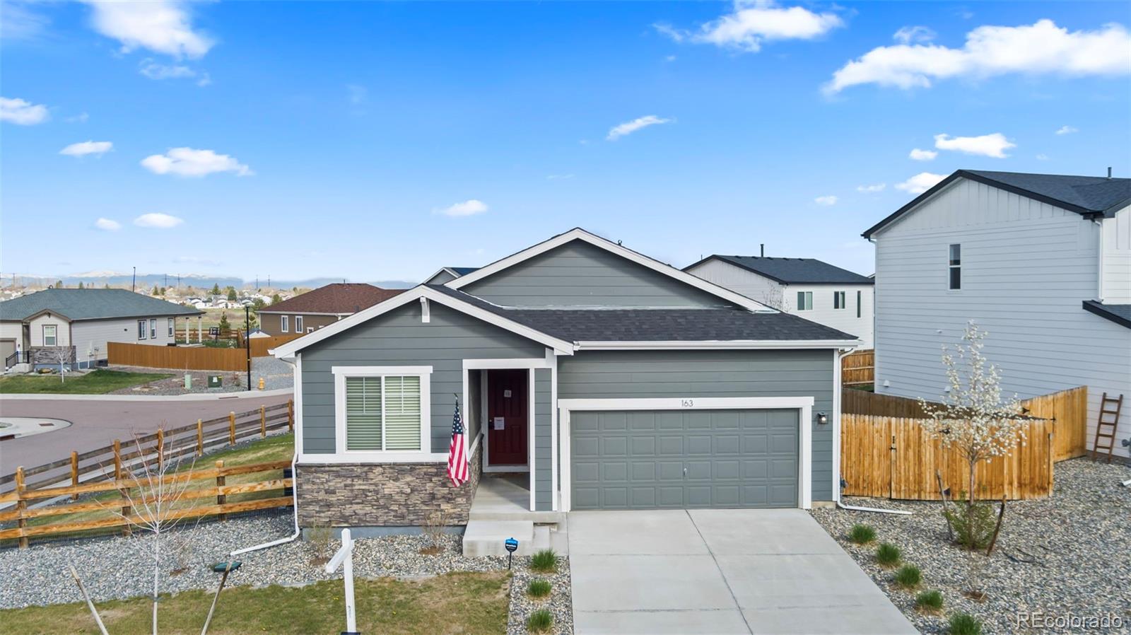 163  Vista Canyon Drive, castle rock MLS: 4561799 Beds: 4 Baths: 2 Price: $525,000